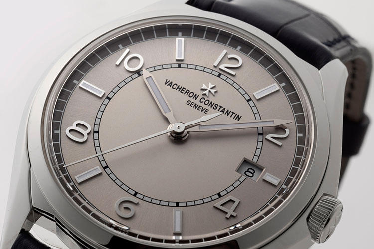 <b>VACHERON CONSTANTIN >></b>