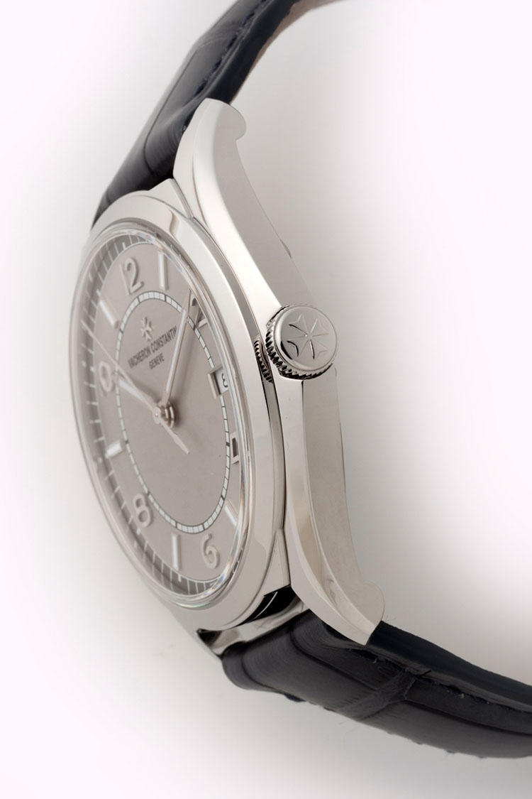 <b>VACHERON CONSTANTIN >></b>