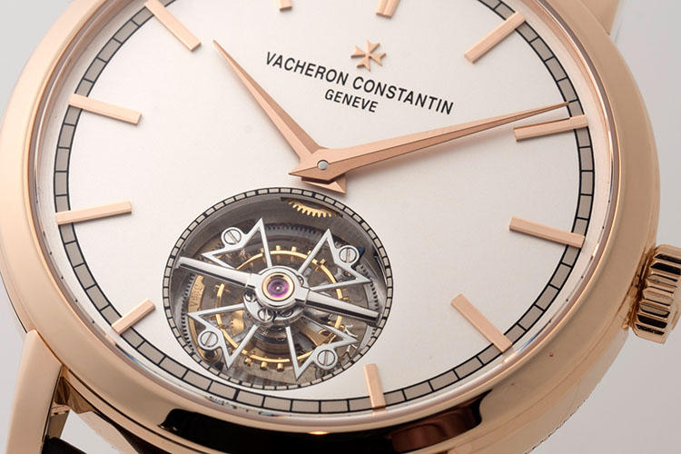 <b>VACHERON CONSTANTIN >></b>