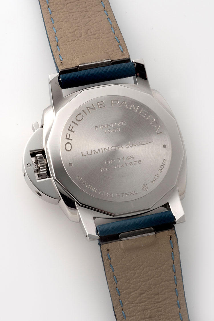 <b>PANERAI >></b>