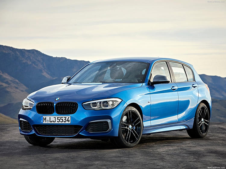 <strong>BMW M140i<br />632万円〜</strong><br />世界でも希少なスポーツ性能に適したFR駆動を採用した1シリーズ。そのスポーツバージョンがM140iとなる。小さいボディに直6、3リッターエンジンを組み合わせた走りは、最もBMWらしいと絶賛する人も多い。