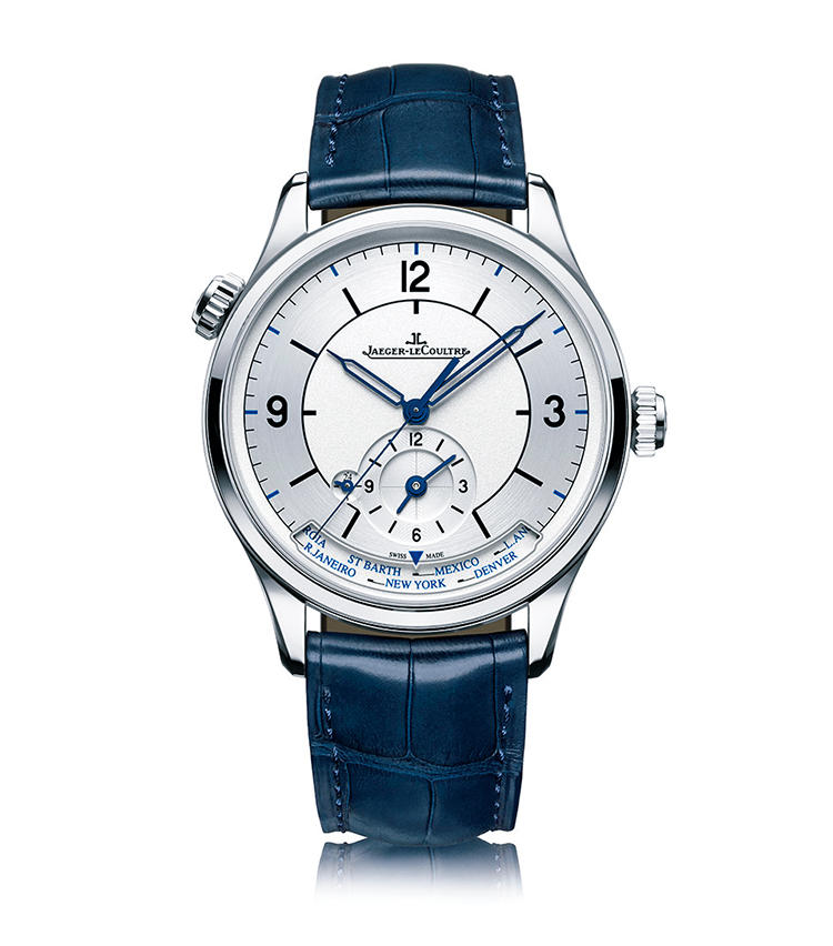 <b>JAEGER-LECOULTRE</b><br>ジャガー・ルクルト<br>マスター・ジオグラフィーク<br><br><b>機能を絞って一層の美しさを得た</b><br>ブランドが誇る傑作デュアルタイムに、1940年代に流行った輪状と放射状ラインで構成される“セクターダイヤル”を取り入れた。従来のジオグラフィークにあったデイト表示とパワーリザーブ計を外したことと相まって、よりシンプルでヴィンテージな風格漂う顔立ちに。自動巻き。径39mm。SSケース。アリゲーターストラップ。105万円（ジャガー・ルクルト）