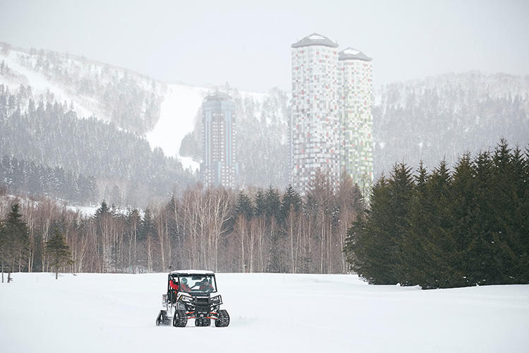 バギーで大雪原＆森林を疾走！　もこれまた楽しいプラン。