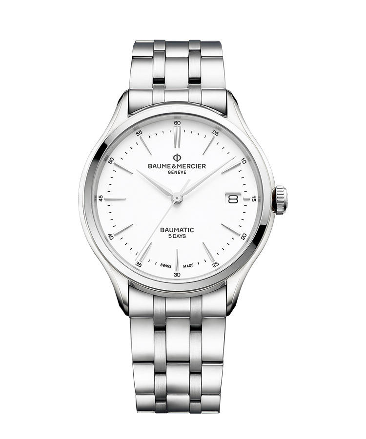 <b>BAUME & MERCIER</b></br>ボーム＆メルシエ</br></br><b>クリフトン ボーマティック</b><hr><b>高性能で革新的な自社開発ムーブメント</b></br>スイス屈指の老舗メゾン初の自社開発ムーブメントを、エレガントな外観に潜めた。時計精度を司る脱進機とヒゲゼンマイは軽量で超精密加工が可能なシリコン製とし、クロノメーター級の正確さを実現。さらに５日間のロングパワーリザーブが備わるなど、その実力は極めて高い。中コマをスリムにした５連ブレスレットは、上品でお洒落。コストパフォーマンスも、優れている。自動巻き。径40mm。SSケース＆ブレスレット。32万5000円（ボーム＆メルシエ）