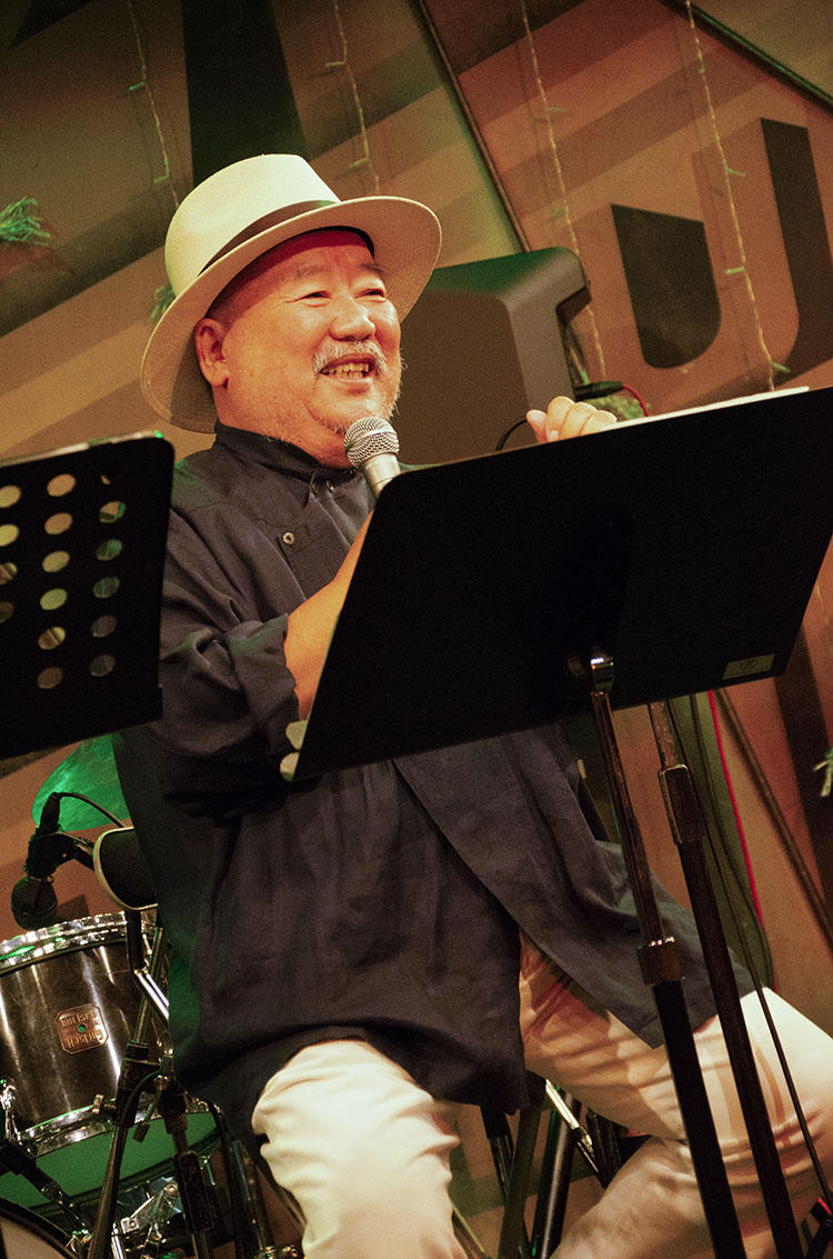 松山 猛さん作詞の新曲『乱』発表。往年の名曲を本人がステージで熱唱!