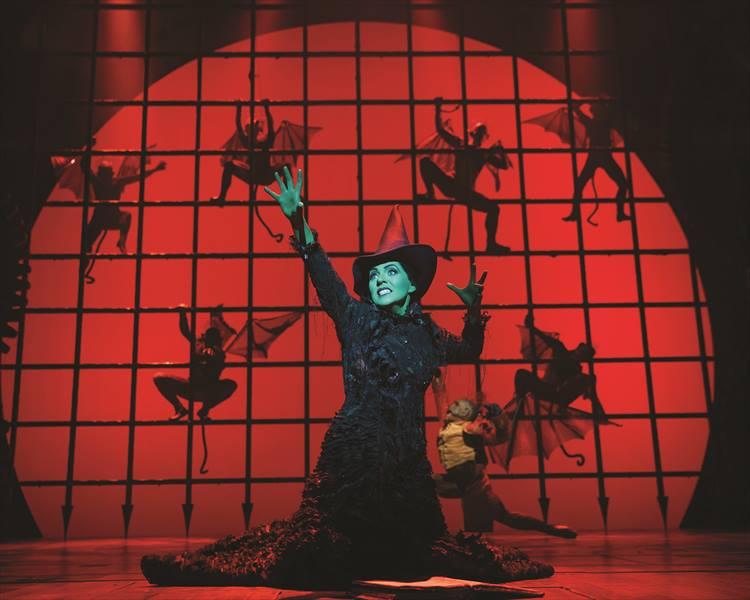 voice_20180927_ny13_elphaba.jpg