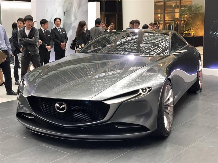 「コンセプトカー・オブ・ザ・イヤー」を受賞した「VISION COUPE」