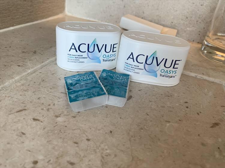 ACUVUE OASYS with Transitions