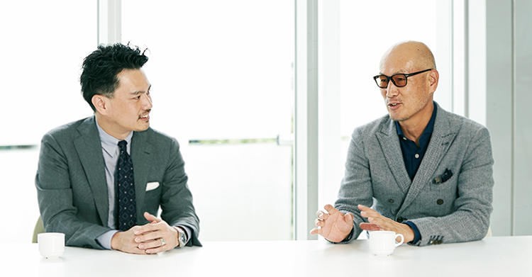 左:MEN'S EX 編集長 金森 陽 右:ファッションディレクター 森岡 弘さん