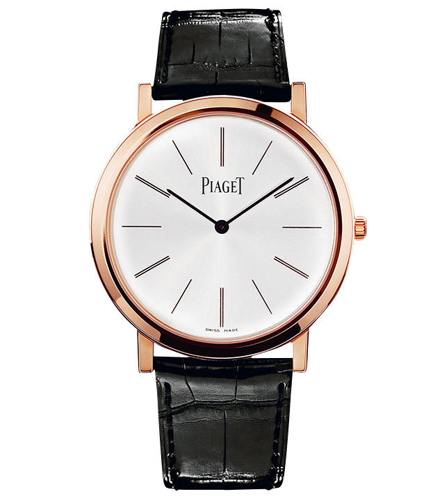 <span style=font-size:1.1em;><strong>PIAGET ／ ピアジェ</strong></span><br /><strong>アルティプラノ</strong><br />1957年誕生のアルティプラノは、ピアジェをエレガントな薄型時計の名門と決定づけた傑作シリーズ。シンプルながら、針やインデックスの完璧なバランスにより、独特の香気が漂う。自社製手巻きムーブメントCal.430P搭載。手巻き。径38mm。18KPGケース。アリゲーターストラップ。175万円（ピアジェ コンタクトセンター）