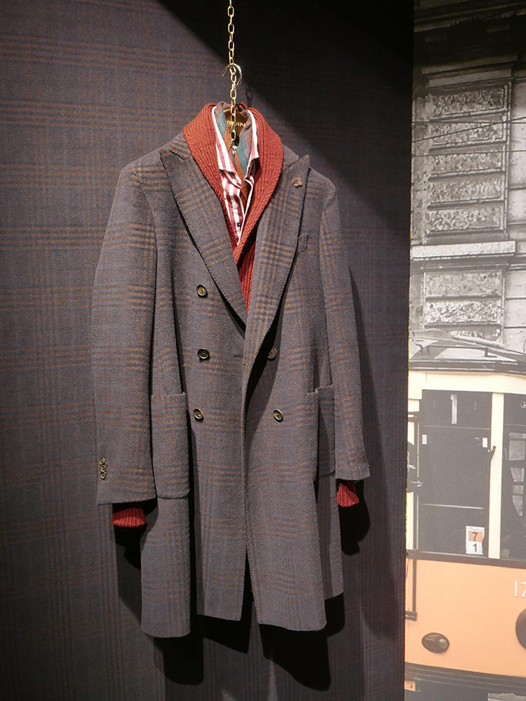 fashion_190207_pitti06_72.jpg