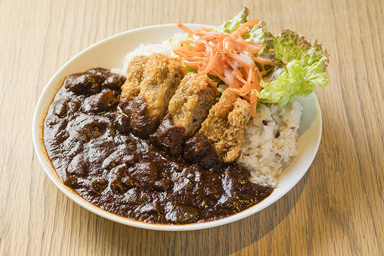 阪急メンズ東京で期間限定で食べられるモノクルカレー