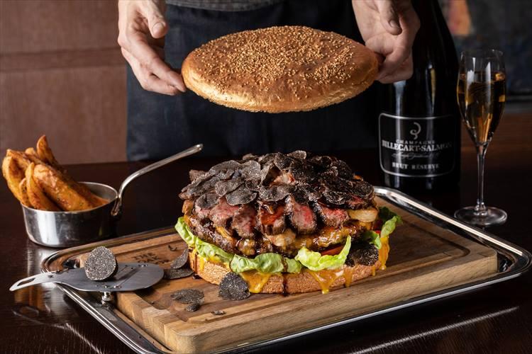グランド ハイアット 東京/ゴールデン ジャイアント バーガー、ゴールデン