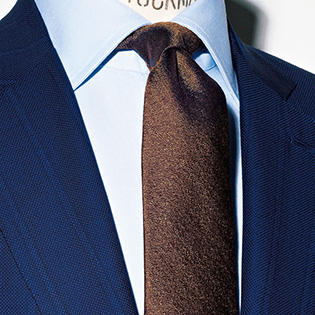 【1分で分かるスーツのお洒落】強めのストライプスーツには、どんなシャツ&ネクタイを合わせたらよい？