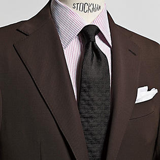 【１分で分かるスーツのお洒落】ビジネスで「黒ネクタイ」って、アリですか？