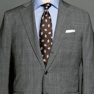 グレー、ブルー、茶の基本色で胸元をお洒落に見せるには？【1分で出来るスーツのお洒落】