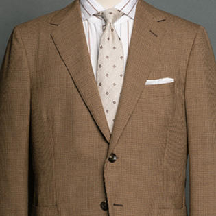 旬のブラウンスーツ、夏に涼しく見せるには？【1分で出来るスーツのお洒落】