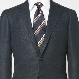 夏の濃色スーツ、涼し気に見えるのはこんな素材【1分で出来るスーツのお洒落】