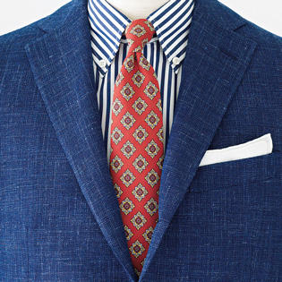 紺ジャケを涼しく、かつパワフルに見せるには？【1分で出来るスーツのお洒落】