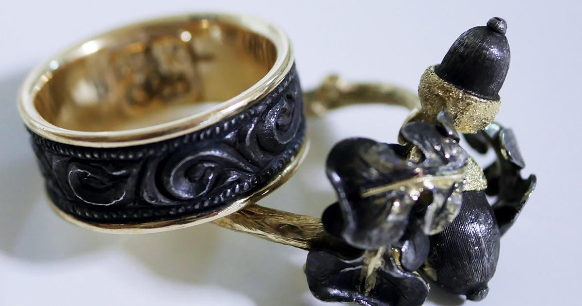 彫金リング　フィレンツェ透かしインチジオーネ　　セール品♪ 750 ITALY フィレンツェ彫り ダイヤモンド リング 12.5号 透かし
