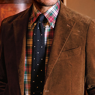 休日トラッドを決めすぎないように着崩すには？【1分で出来るスーツのお洒落】