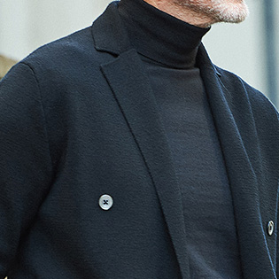 休日、上品に見せるニットジャケットの着こなし【1分で出来るスーツのお洒落】