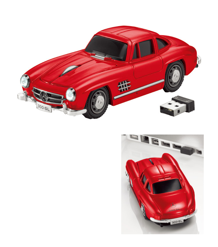 <p><strong>300SL USBマウス</strong></br>伝説の名車「300SL」を象ったユニークなコードレスマウス。使用中は、ヘッドライトとテールライトが光るというお洒落なギミック付き。9720円</p>
