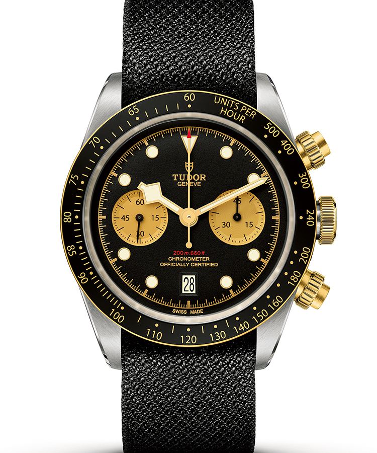 <p><b>TUDOR</b>　チューダー<br />
ブラックベイ クロノ S&G<br />
<b>ダイバーズ由来のタフさをレトロな２つ目クロノに</b><br />
インデックスの意匠やスノーフレークと呼ばれる時計先端のデザイン、大型リューズは、チューダーの歴代ダイバーズから継承。それを２つ目クロノに用い、ベゼルにタキメーターを刻むことでヴィンテージな印象に仕上げた。防水性能は200ｍと、ダイバーズゆずりでタフ。YGとのバイカラーはさらなるヴィンテージ感を漂わせ、上質なファブリックストラップが、お洒落だ。自動巻き。径41mm。SS＋18KYGケース。ファブリックストラップ。57万円（日本ロレックス／チューダー）</p>
