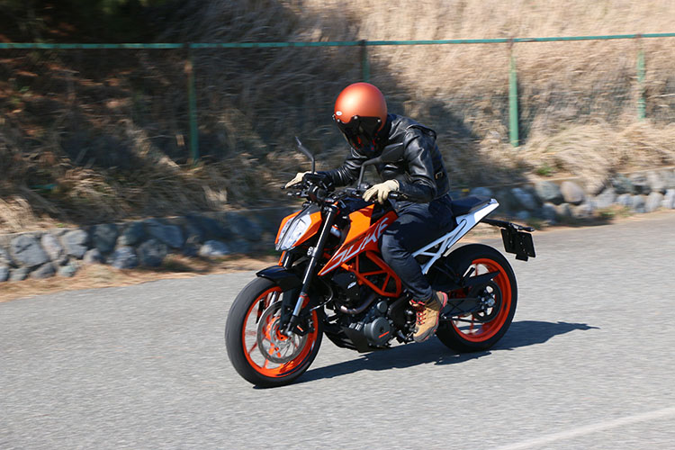 <p>KTM 390DUKE　車両価格(消費税込み) 64万1000円</p>
