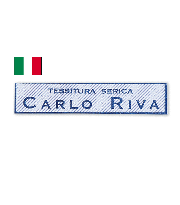 <p><strong>CARLO RIVA ／ カルロリーバ</strong><br />
1945年創業。イタリア・コモ湖のほとりに拠点を構え、旧式のシャトル織機を用いた伝統的シャツ生地作りを貫く。“シャツ生地の宝石”と称される名門中の名門。</p>
