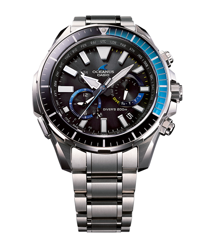 <p><strong>CASIO ／ カシオ<br />
オシアナス カシャロ OCW-P2000-1AJF</strong><br />
【スマホとも連携する最先端ダイバーズ】<br />
オシアナス初の本格ダイバーズが誕生。逆回転防止ベゼルのサファイアリングに鮮やかなブルースケールが浮き立つ。潜水時間を針で示すダイブモードも装備。ISO200m、潜水用防水。クォーツ。径48.5mm。チタンケース＆ブレスレット。23万円（カシオ計算機お客様相談室）</p>
