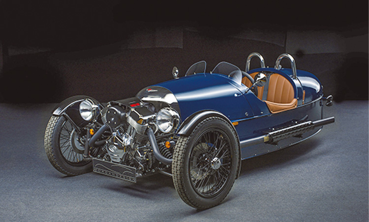 <p><b>利便性より趣味性でオープン2座<br />
<br />モーガン3ホイラー<br />MORGAN 3 Wheeler</b><br />
クルマとバイクの2台乗りをするなら3輪のこういうクルマを買うのもあり。歴史ある英国のモーガンが作った異色のモデルで、4輪では味わえない走りが楽しめる。781万円〜（モーガンカーズジャパン）</p>
