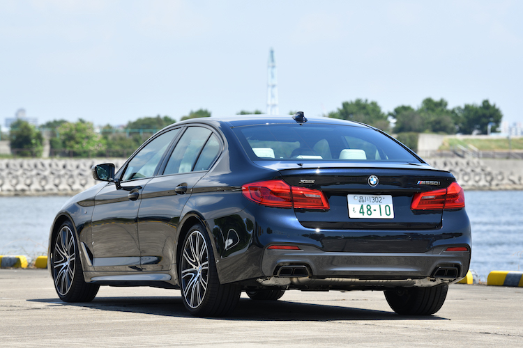 快適性とMのパフォーマンス、BMW M550iはイイトコドリのスポーツサルーン