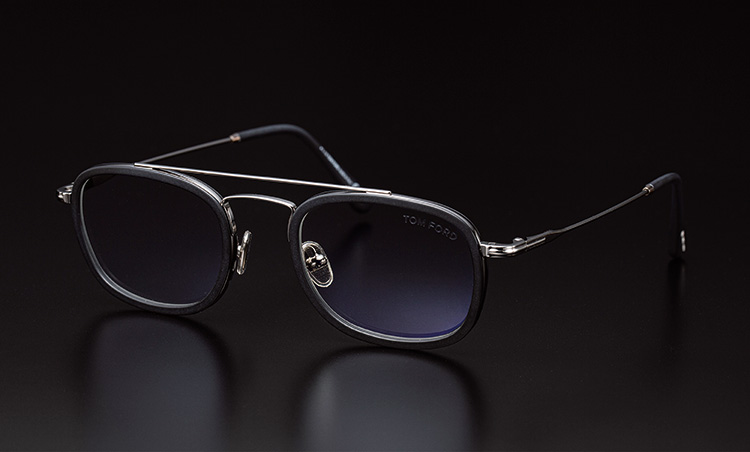 TOM FORD EYEWEARの注目フレーム_TF5677