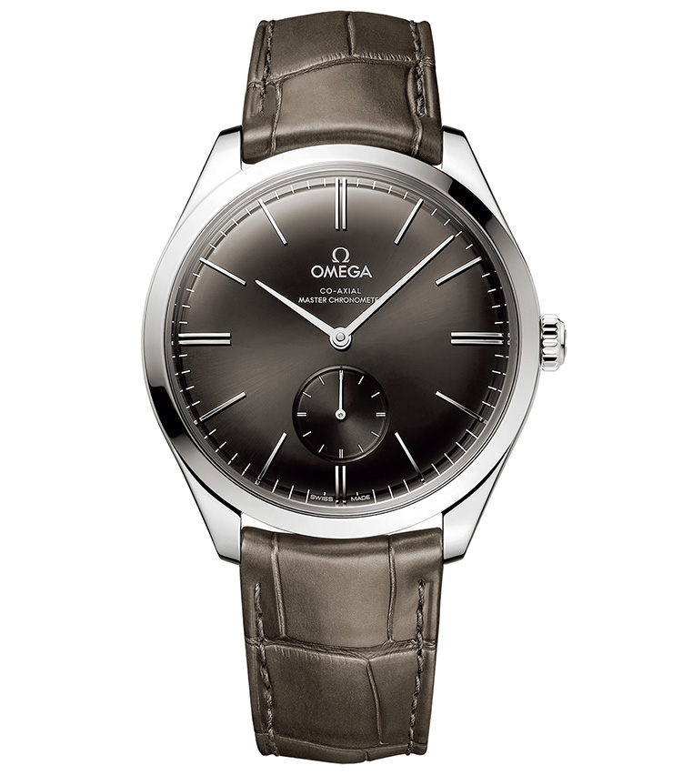 <p><b>OMEGA（オメガ）<br />
デ・ヴィル トレゾア スモールセコンド</b><br />
<br />
<b>懐かしのCal.30を彷彿とさせる新クラシカル</b><br />
スモールセコンドを備えるボンベダイヤルに、古くからのファンは1949年からあるCal.30モデルを思い起こすだろう。自社製Cal.8900をベースに、手巻き＆スモセコ化した新キャリバーを搭載。1万5000ガウスの超耐磁を誇る。手巻き。径40mm。SSケース。アリゲーターストラップ。82万5000円。9月発売予定（オメガお客様センター）</p>
