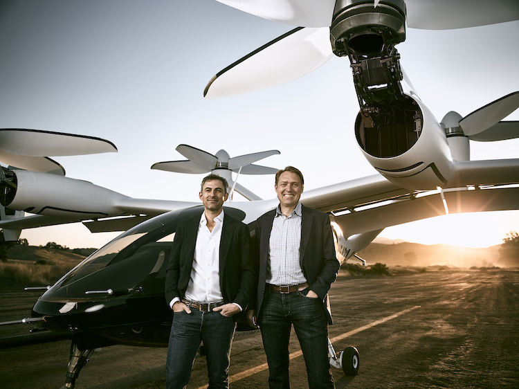 写真（左）はJoby Aviation社の創業者でCEOのJoeBen Bevirt（ジョーゼン・ビバート）氏