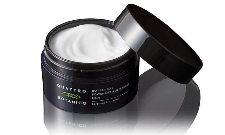 <p><b>QUATTRO BOTANICO<br />クワトロボタニコのボタニカル パワーリフト & ディープモイスト</b><br />
メンズ専用ブランドの注目のクリームは、肌なじみのいい“ソイプロテイン”を配合。塗布するだけで肌上に見えないマスクのような“パワーリフトフィルム”を形成し、顔を包み込んでピーンとしたハリ感を味わわせてくれる。50g 3520円（リ・ブランディング ジャパン）</p>
