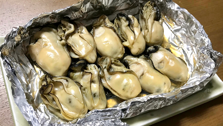 日本酒と相性抜群！ トースターで出来る簡単おつまみ「牡蠣の昆布焼き」
