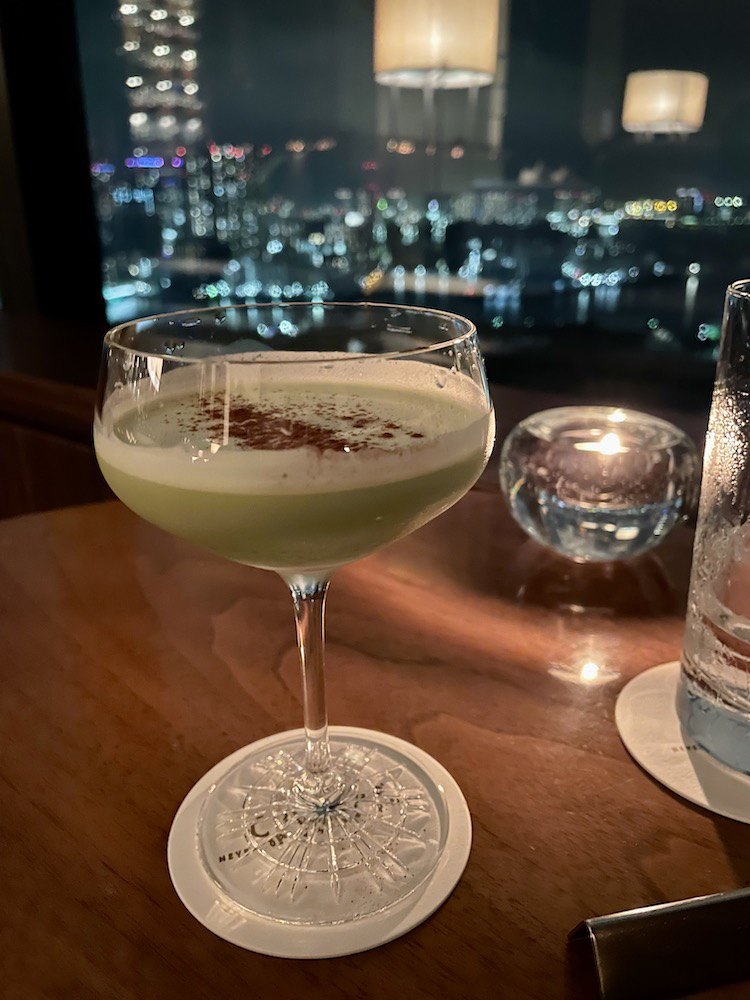 抹茶とホワイトチョコレートのカクテル