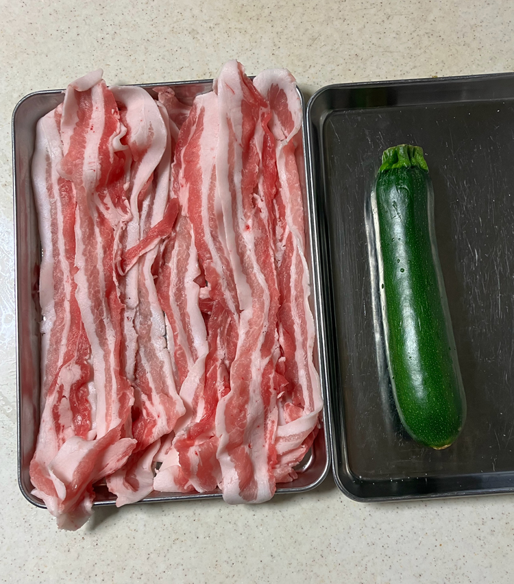 <p>1. 材料を準備する。</p>
