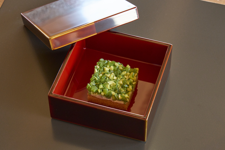 <p>夏野菜のサブレ白味噌仕立て</p>
