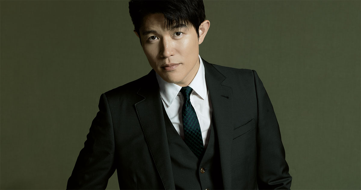 鈴木亮平が着こなすFUN SUITS！【グッチ】 | MEN'S EX ONLINE |