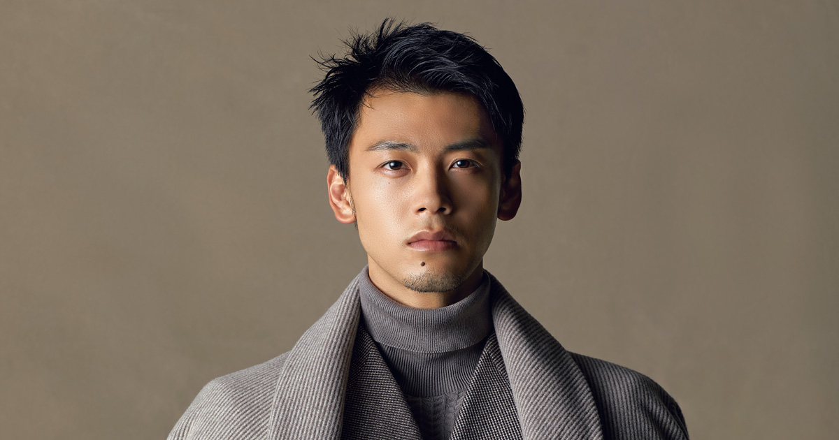 竹内涼真、特別インタビュー「コートが似合う大人として」 | MEN'S EX
