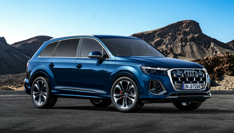 前後デザインを改良したアウディのフラッグシップSUV「Q7」