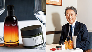 トレンドのコーデュロイは「黒のダブル」が大人っぽい | MEN'S