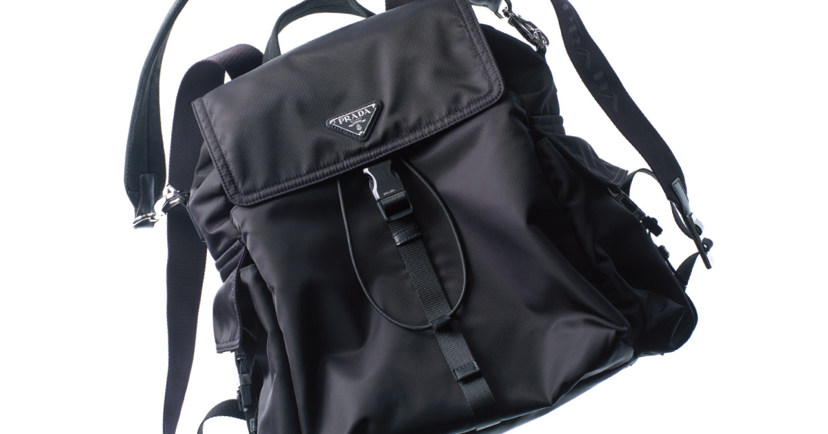 新しいラグジュアリーのシンボルになった〈Pradaの「プラダ