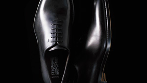 革新的技術で叶えた“夢の靴”〈Ferragamoの「トラメッザ」シューズ〉