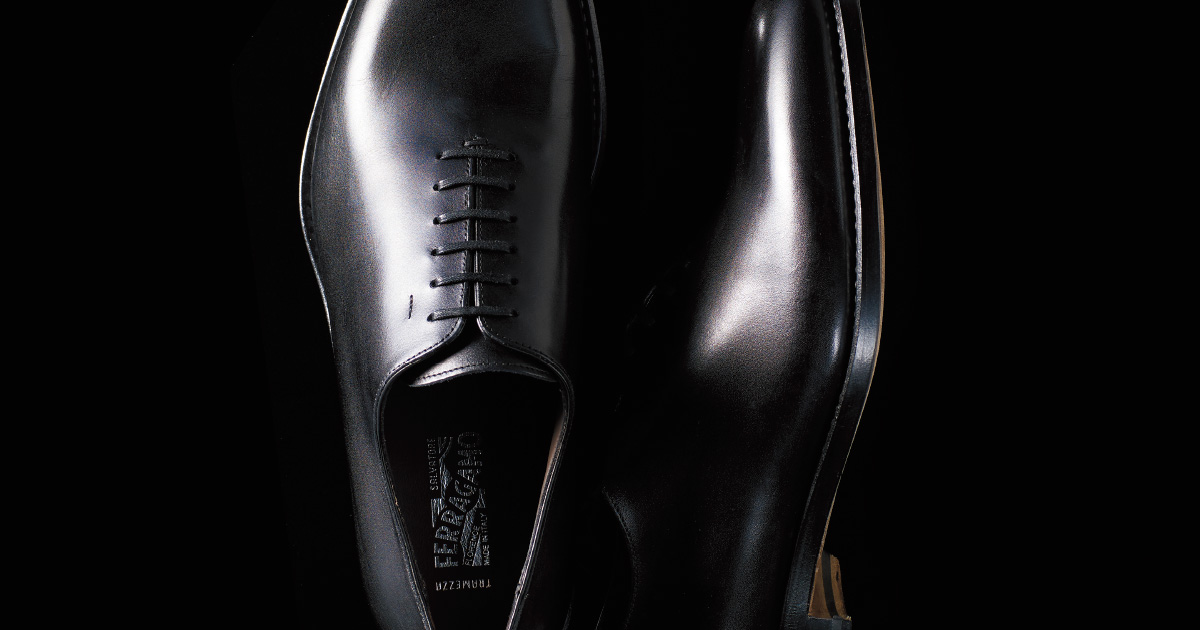 こばソニック おまとめFerragamo シューズ2点 こばソニック おまとめ