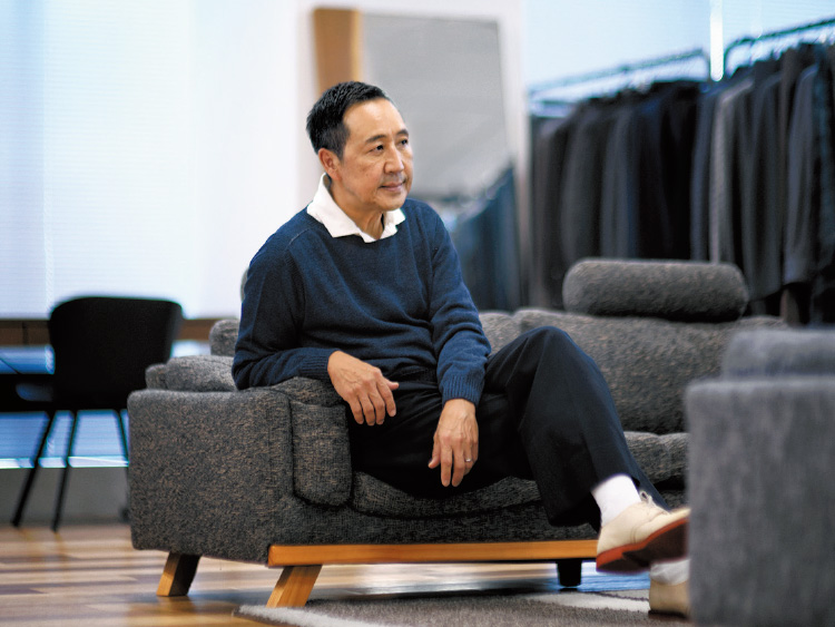 ファッションディレクター　鴨志田 康人さん