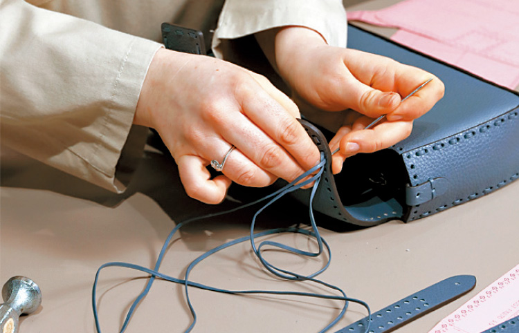 ハンドステッチ